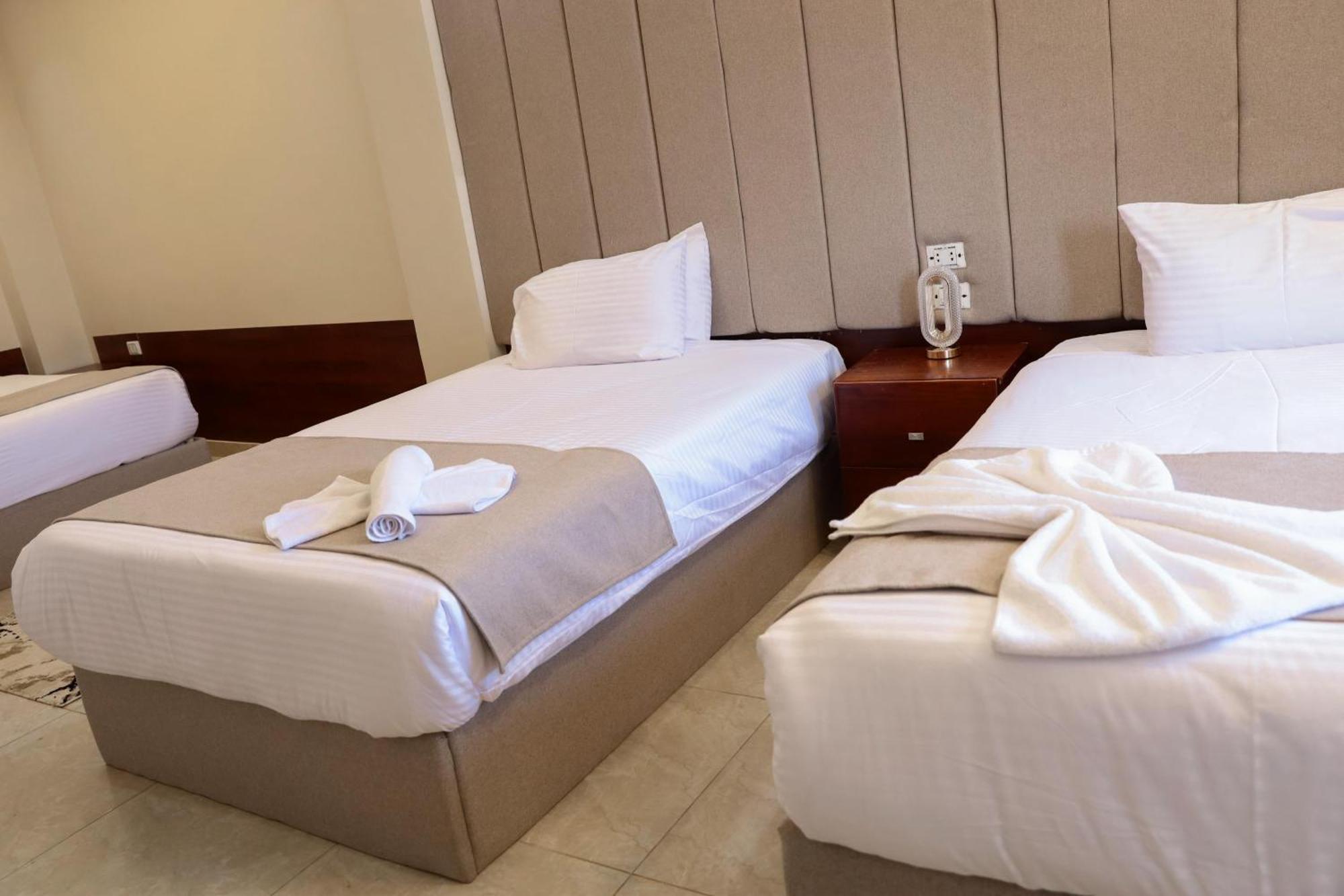 Royal Scarab Pyramids View 3* Le Caire